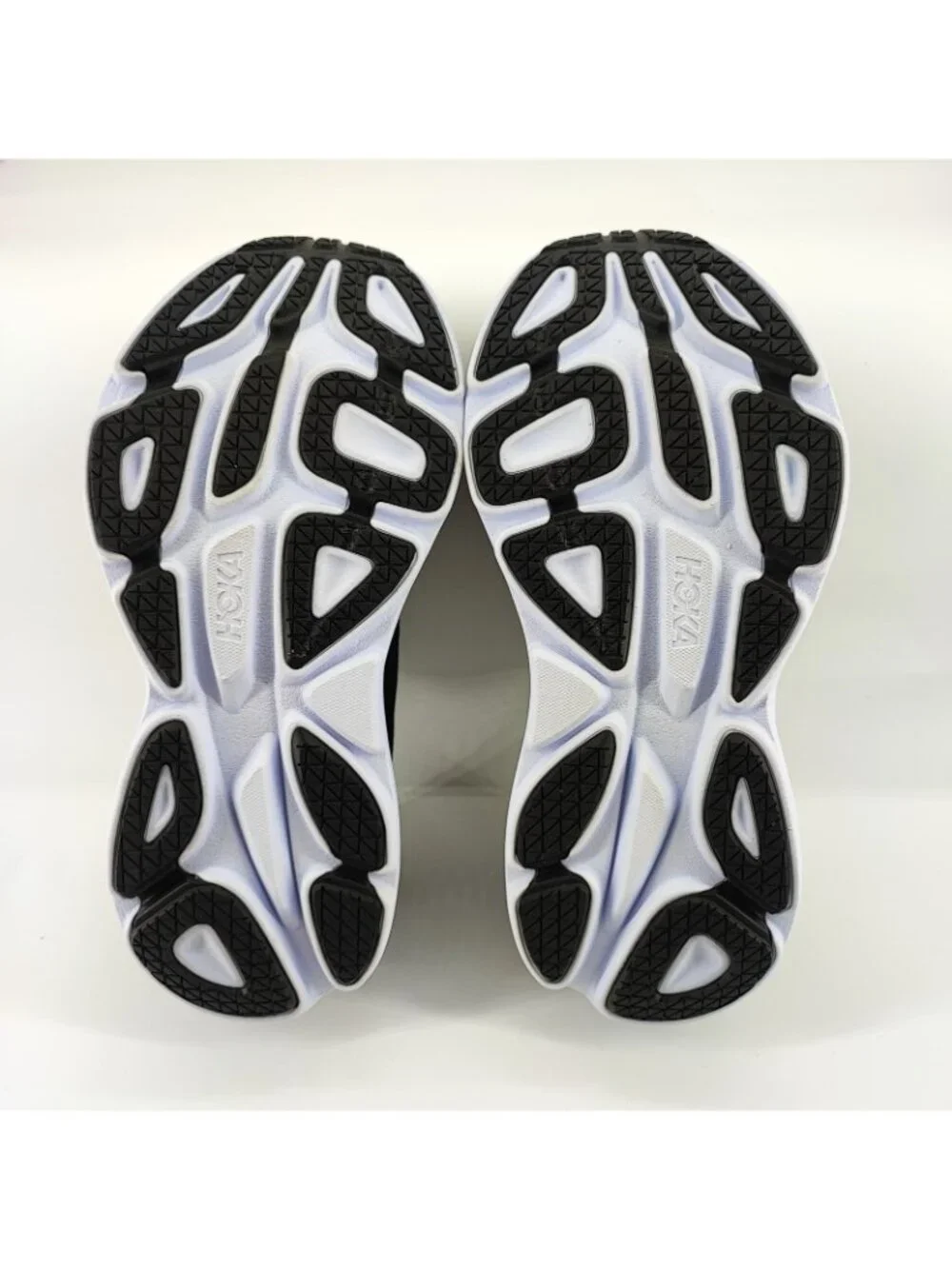 HOKA Bondi 8 Women's Size 8 US Running Shoes Mesh Black White 1127952 BWHT